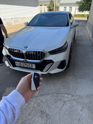 Bmw i5 full edition