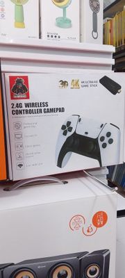 Игровой консоль продается