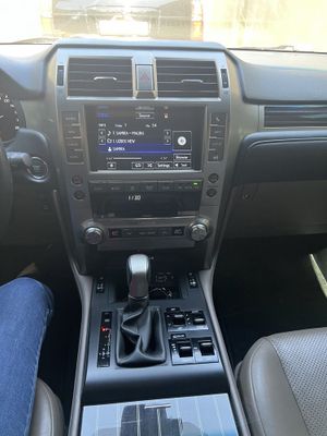 Срочно продаётся LEXUS GX460