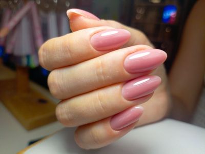 Маникюр и Педикюр