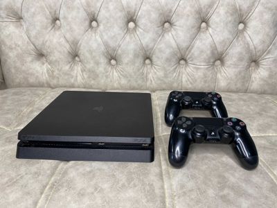 Sony Playstation 4 slim 1tb с 2 джойстиками и с 22 топ играми!