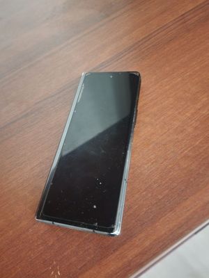 Samsung z fold 2
