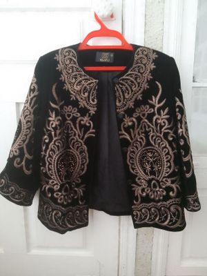 popur kiyim  3marta kiyilgan yangi bowqa kiyilmagn