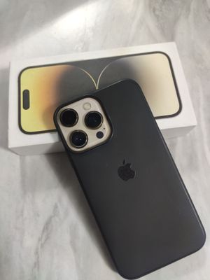 Iphone XR, 13 Pro korpusda