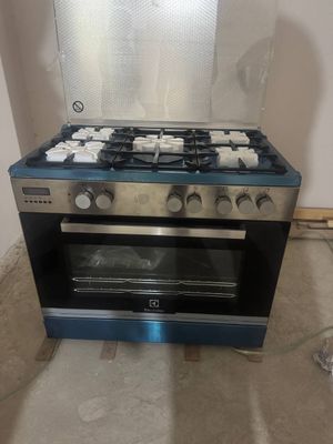 Газ плита ELECTROLUX Итальянский новый