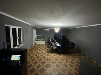 game club sotiladi 10 ta kompyuter