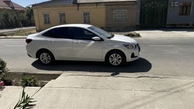 Onix 2023 yil 70 ming probeg kraskasi toza benzinda