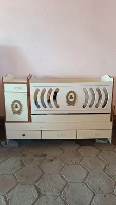 Detskiy kravat sotiladi