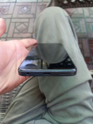 Realme C35 Android 13 4-64г