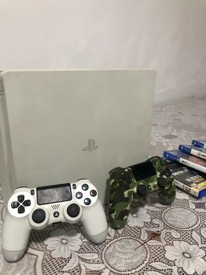 Play station slim 1tb