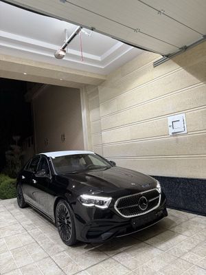 Mercedes Benz E300