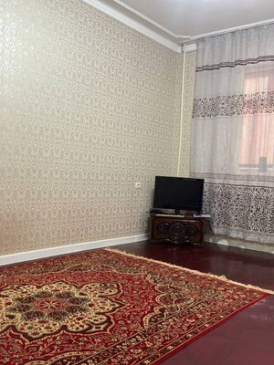 БуюкИракЙули 1/4/5 (ор.остановка Художников)