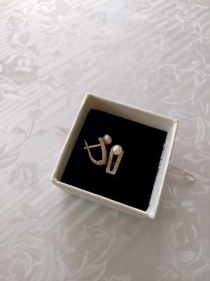 Серьги из серебра.