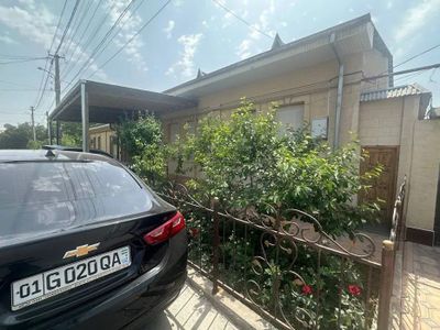 Sotiladi Дом Мирабад махалля Янги Замок 3,7 сотки 2 этажа Фасад 12м