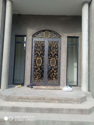 Продается дверь для участок