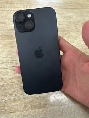 Iphone 15 sotiladi 51 marta zaryad kilingan