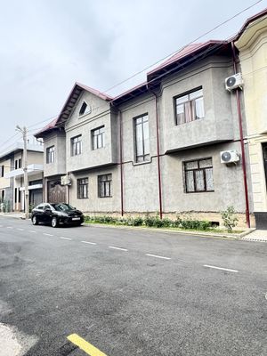 Продается дом 540 м² в Юнусабадском районе