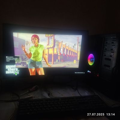 Igravoy kompyuter sotiladi x99+monitor
