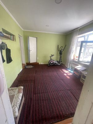 Nurafshon shahar, Birlik mahallada 6,5 sotix 7 xonali uchaska sotiladi