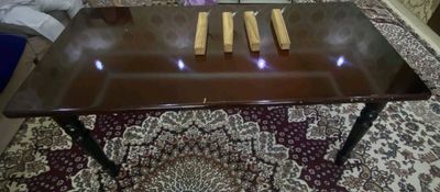 Мебельный стол, тўқ жигарранг, хонтахта хам бўлади