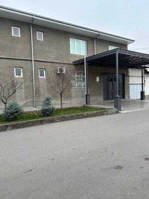 Козигузар махалласида 6 сотих, 9 хонали ховли сотилади, срочна 280000$