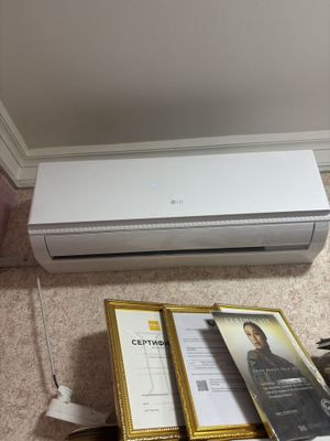 Кондиционер LG 12