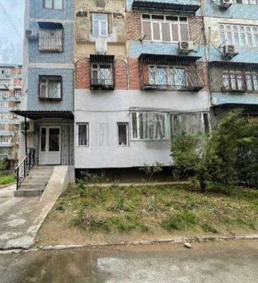 Продам квартиру 1 Этаж 71м2 2-ая линия под офис