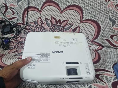 Проэктор Epson EB-X18