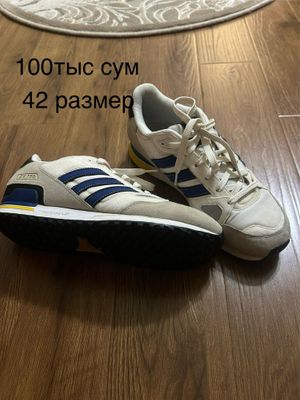 Мужские кроссовки