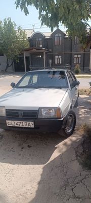 Vaz 99 sotiladi holati ortacha matori raqamsz 1.5 mator metan gaz ba