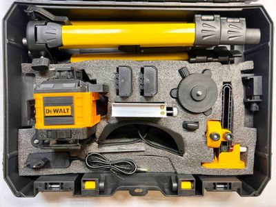 Lazer Dewalt 4D Nabor