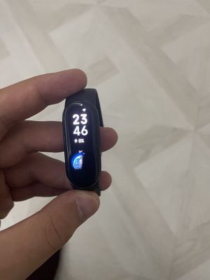 Mi band 6 Б/у зарядчик есть