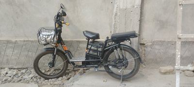 Velo skuter sotiladi