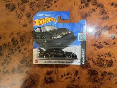 Hotwheels nissan запакованный