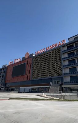 Продается Магазин а ТРЦ Ибн Сино (Stroy mart)