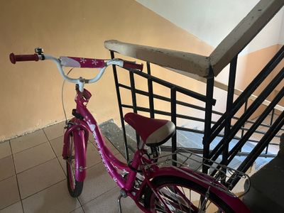 Qizlar velosipedi ko’p ishlatilmagan