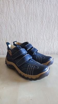 Ботинки из натуральной кожи на мальчика