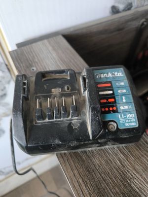 Зарядник makita шуруповёрт 14 и 18 в