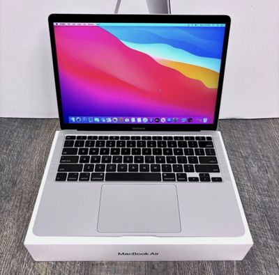 Продаётся Macbook Air M1 8/256