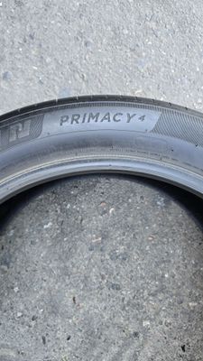 255/45/R20 Michelin
