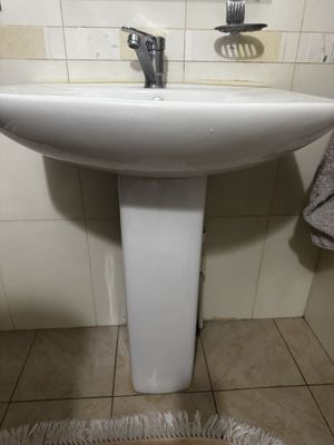 Продается керамическая раковина (б/у)