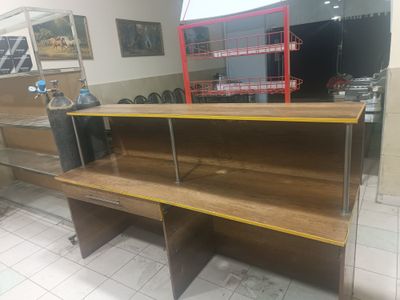 Барной стойки сотилади.