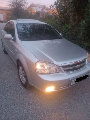 Lasetti 2010 yil prab 392000 yurgan navarot tanirofka shumka