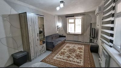 Кадешева бозор ёнида квартира ижарага берилади