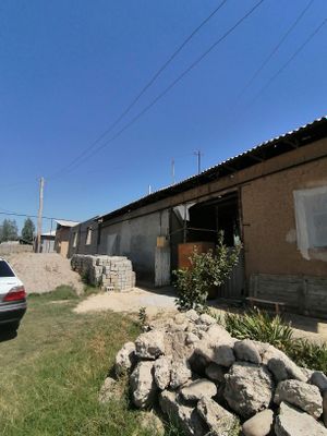 Uy tayor xama waroti bor
