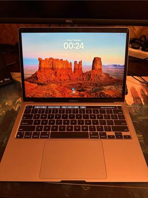 MacBook Pro M1 13' / 16 / 256