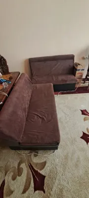 2ta divan. 6ta stul sotiladi.