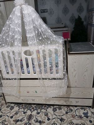 lulka divancha ham boladi 900.000 99.954.99.12