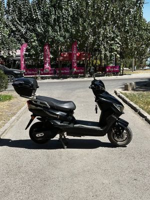 Электро скутер..