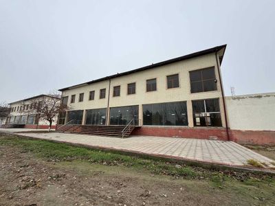 Tayyor bino ijaraga beriladi.